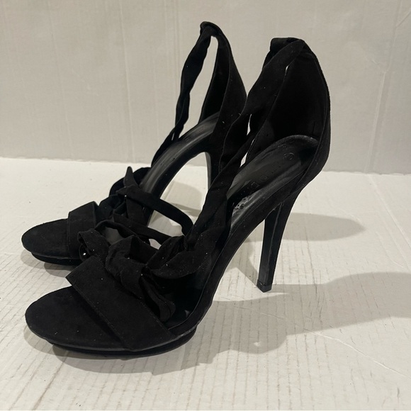 Women’s Wild Diva Black Faux Suede Strappy Stilleto Heels Size 8.5 US! - Picture 6 of 9